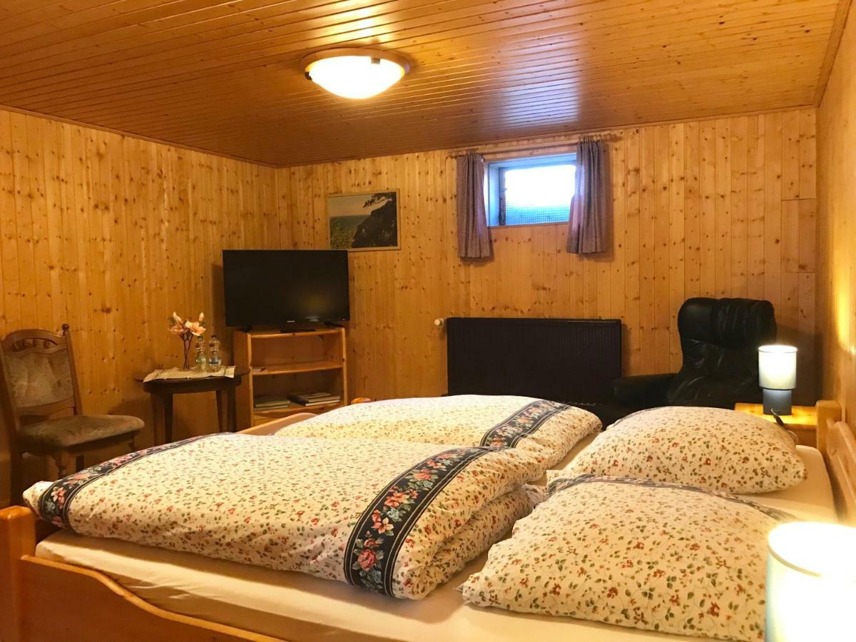 Schoenes Kellerzimmer Mit Bad Leilighet Mittelangeln Eksteriør bilde
